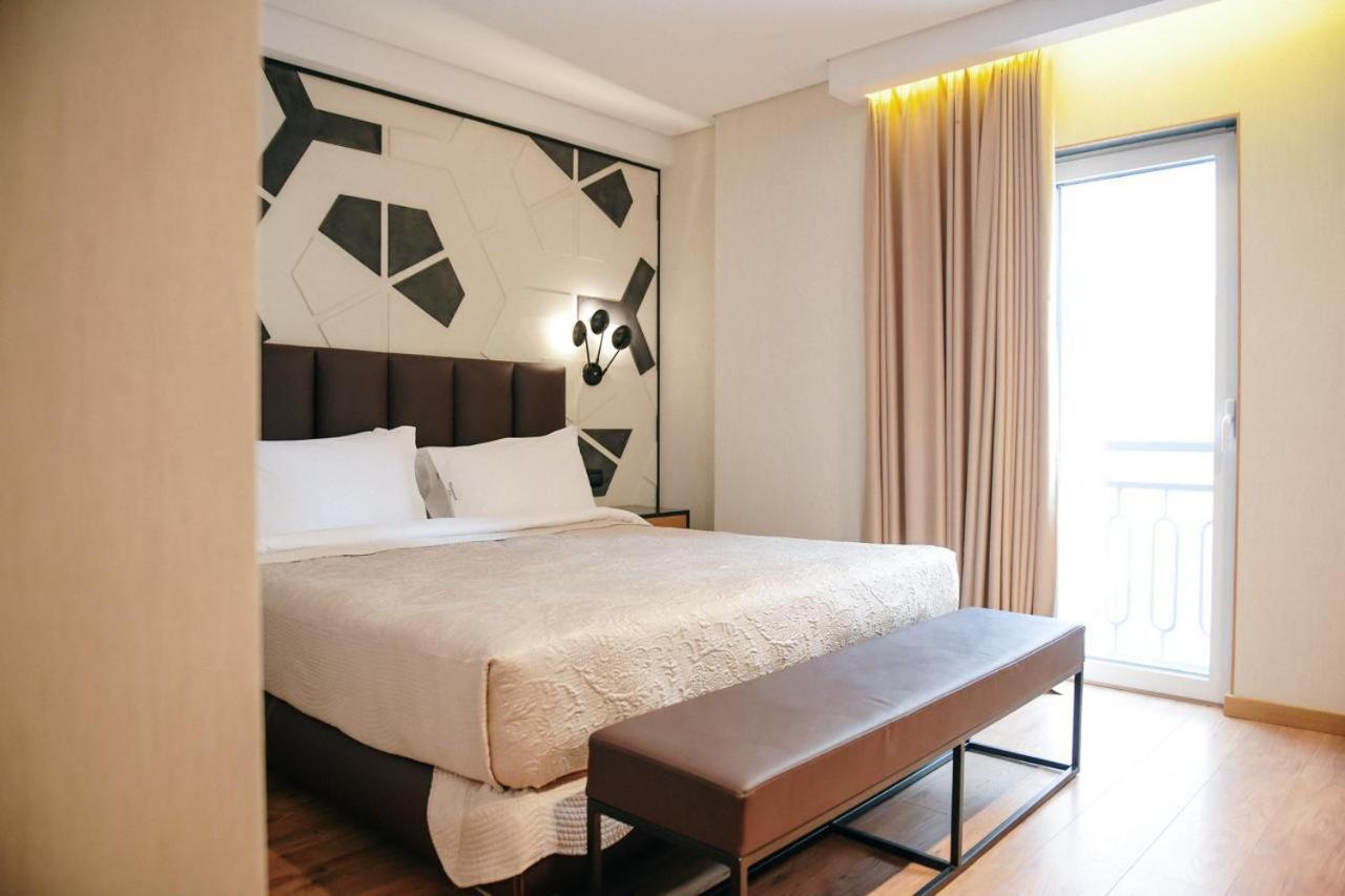 Richmond Hotel Korce Bagian luar foto